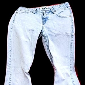 VINTAGE Levi's Low Slim Flare